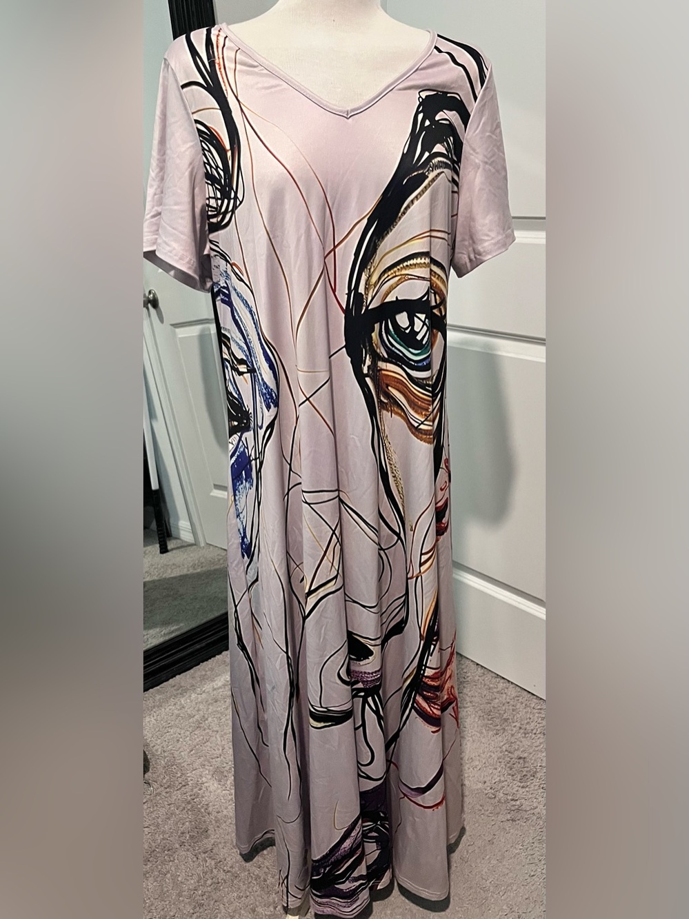 Abstract Face Print V-Neck Maxi Dress in Light Pink